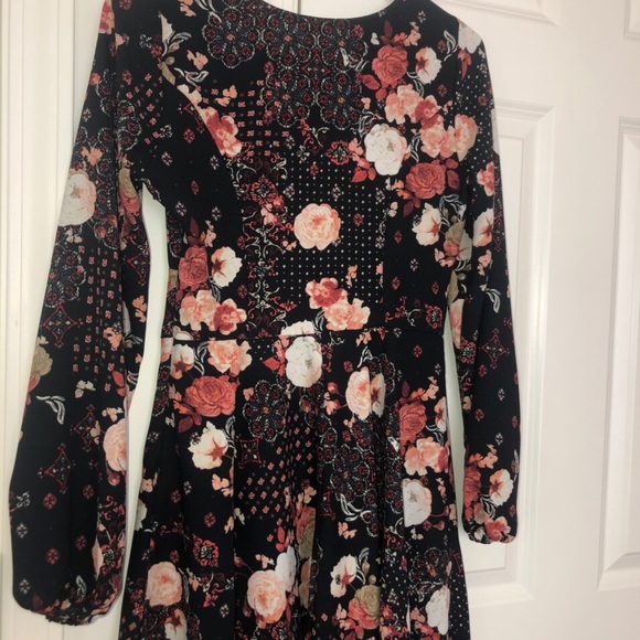 Abercrombie & Fitch Floral Dress - Picture 3 of 4